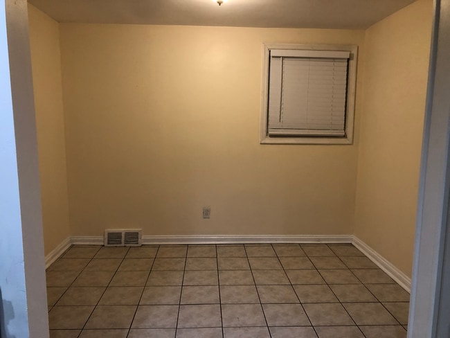 Photo - 428 Vernon St