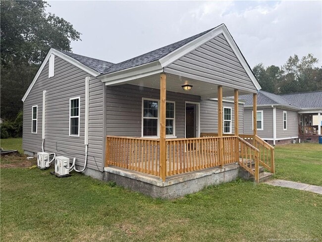 Photo - 128 Johnson St