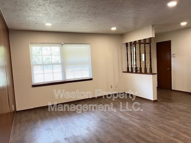 Photo - 1636 N Ann Arbor Ave