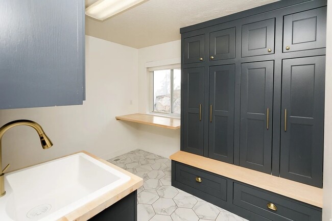 Photo - 1306 Thornfield Rd