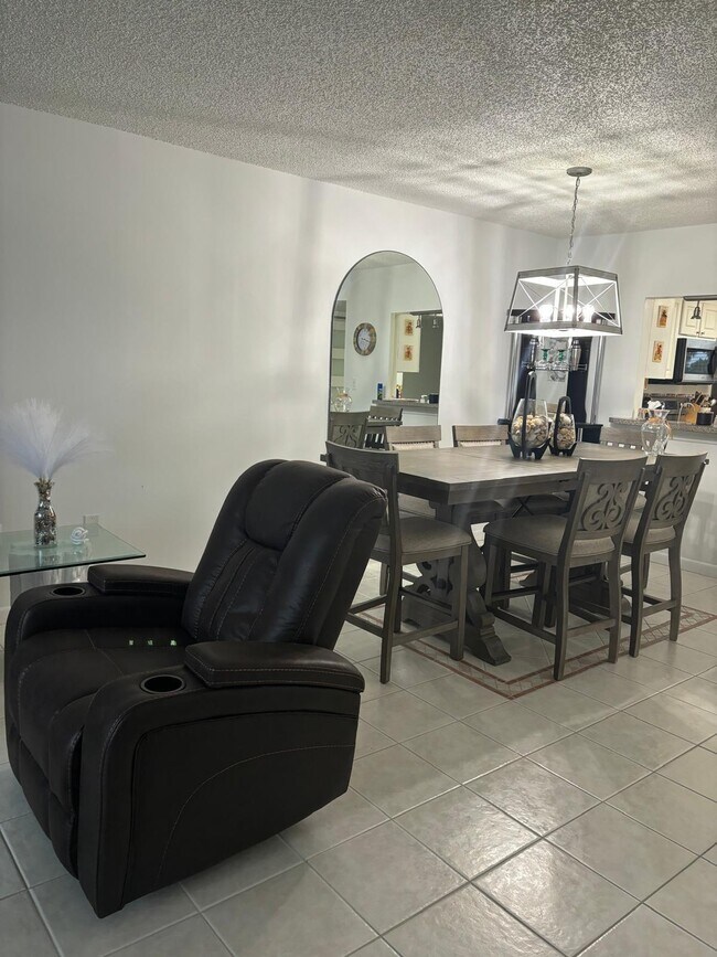 9900 S Ocean Dr Unidad 1