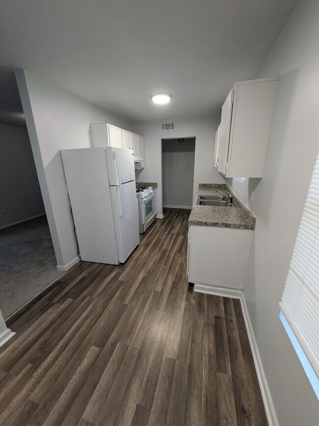 Photo - 6176 Creekford Dr