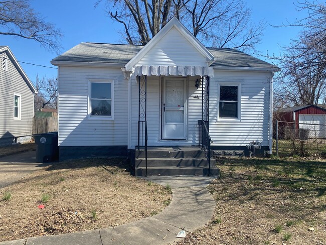 2 Bed/1 Bath - 2 Bed/1 Bath House