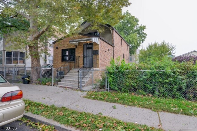 Photo - 50 Stuyvesant Ave. House