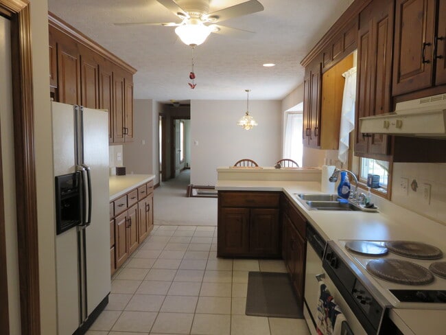 Photo - 5801 Wensleydale Dr