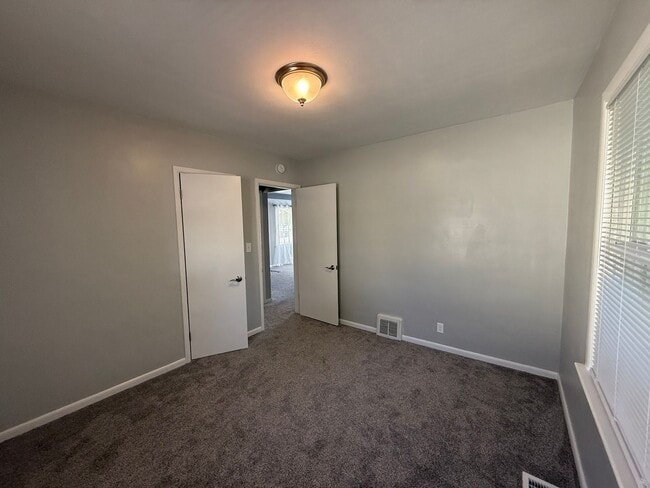 Photo - Beautifully Updated 2 Bed, 1 Bath Home for Rent – Great Location Near US-131