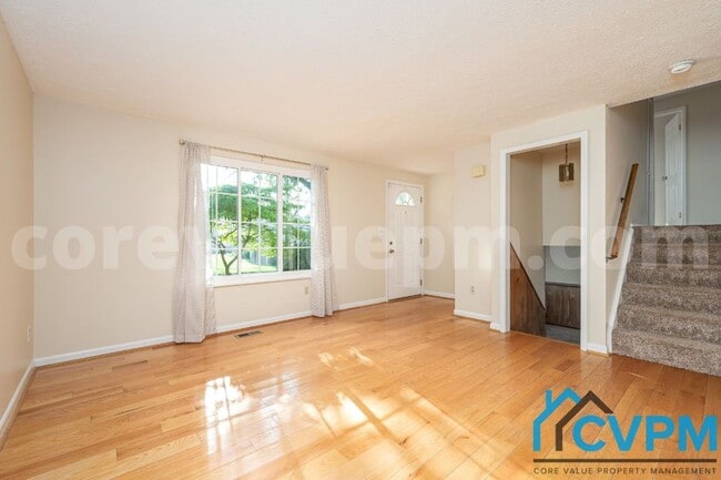 Photo - 7714 Baggins Rd