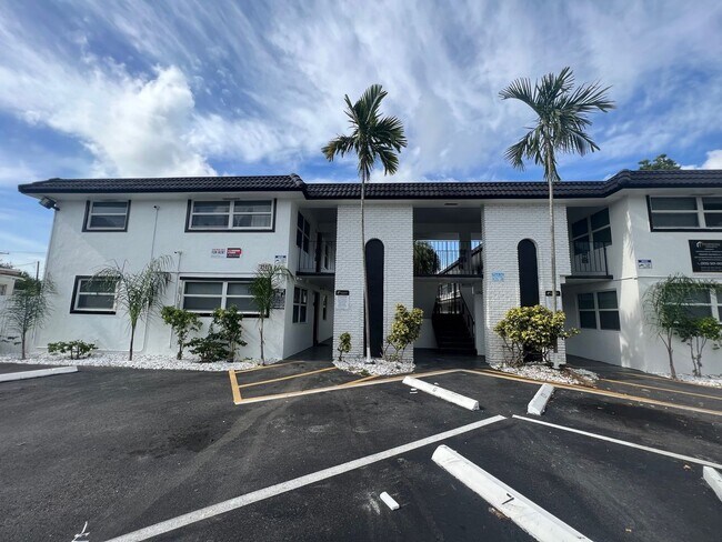 Photo - 2500 Johnson St LLC