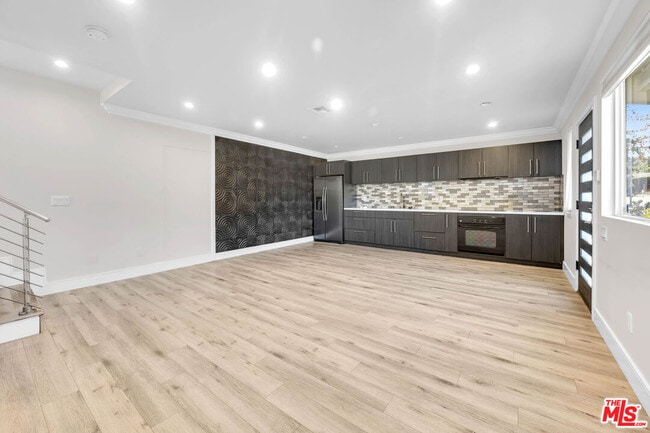 Photo - 4538 Dempsey Ave