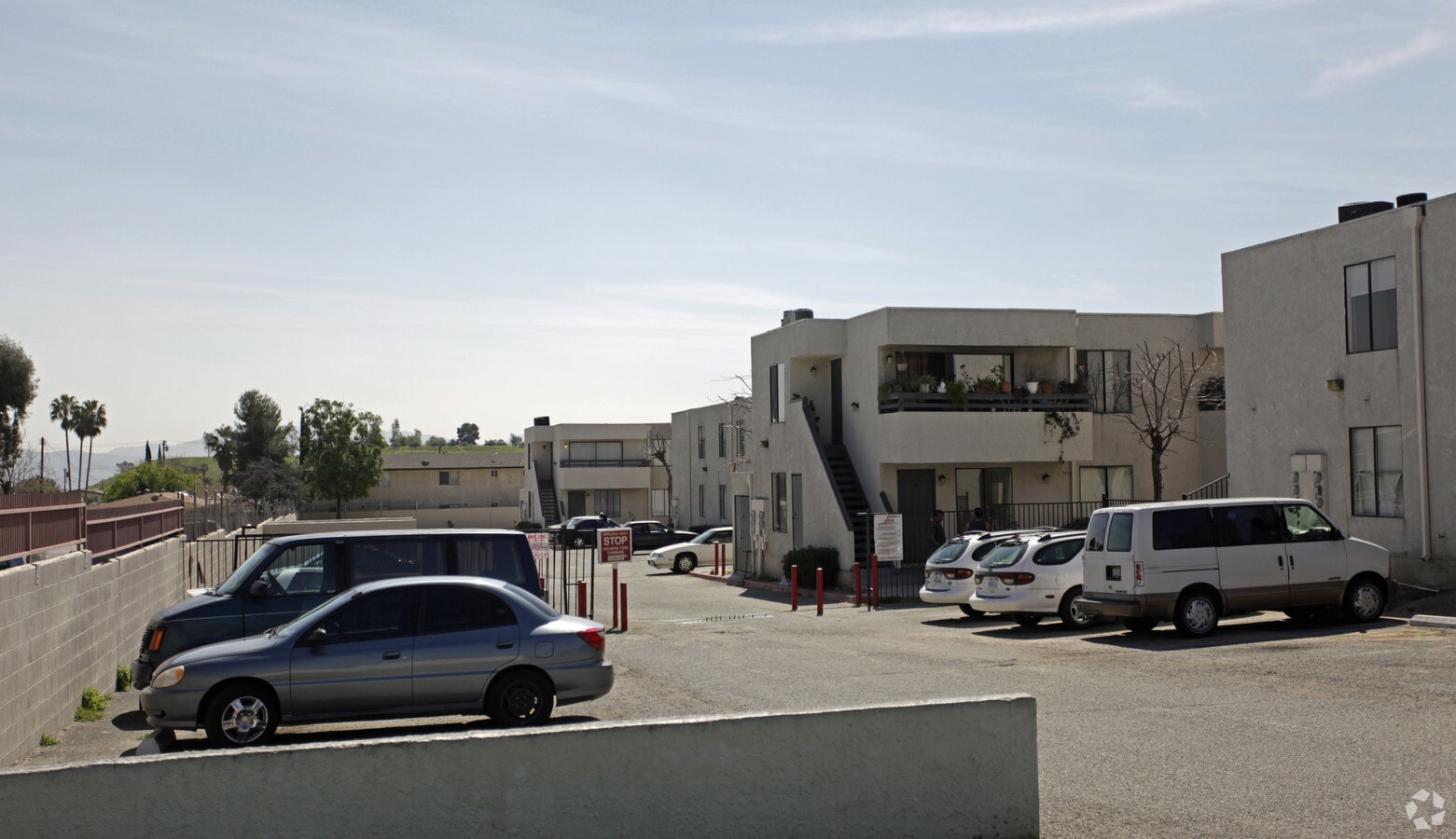 Newport Village Apartments - Date Palms Apartments