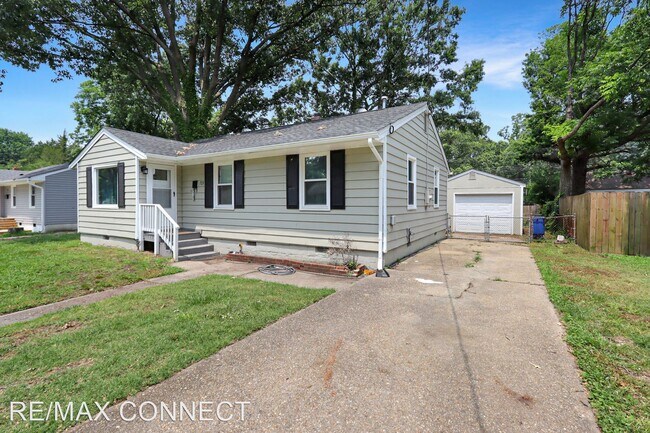 Photo - 3 br, 2 bath House - 723 Woodfin Rd