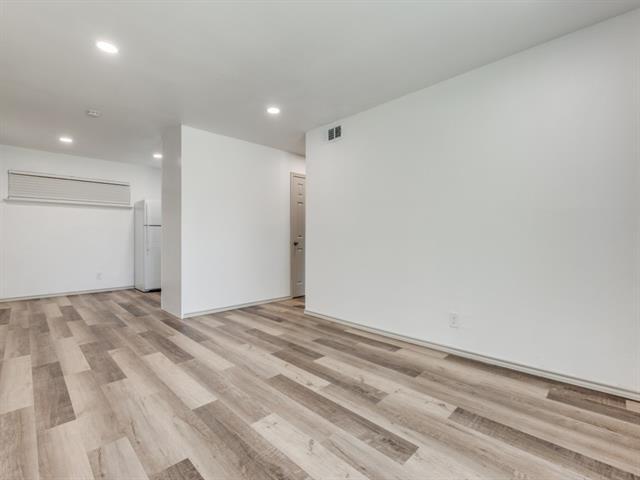 Photo - 2341 Lockhart Ave