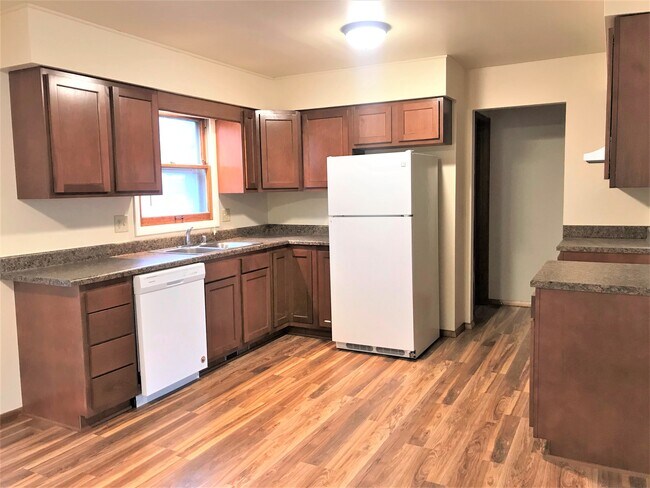 Photo - 2841 Coolidge St Unit 2841 Coolidge St