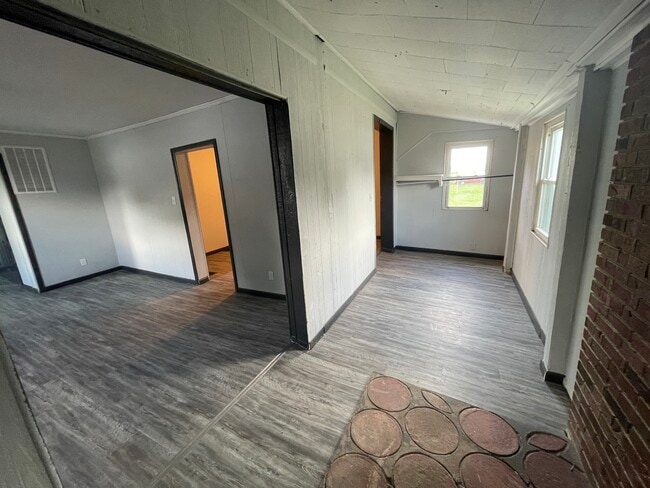 Photo - 15510 College Ave