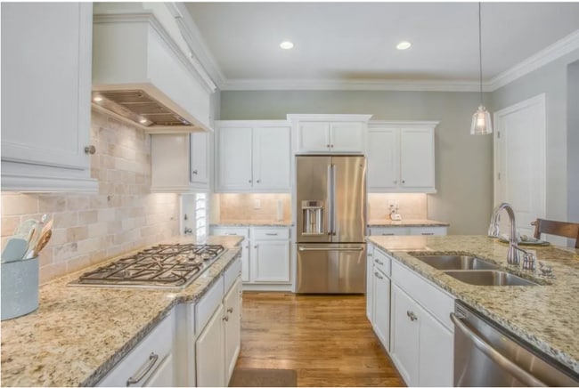 Photo - 147 Hobbs Dr