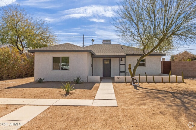 Building Photo - 1743 W Verde Ln Rental