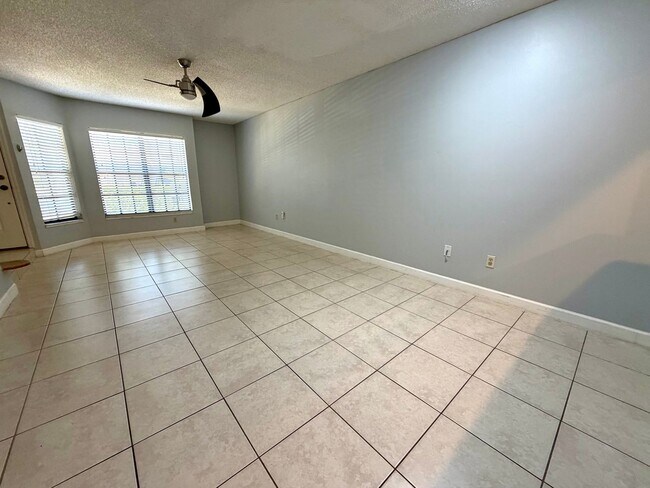 5100 Burchette Rd Unidad 3102