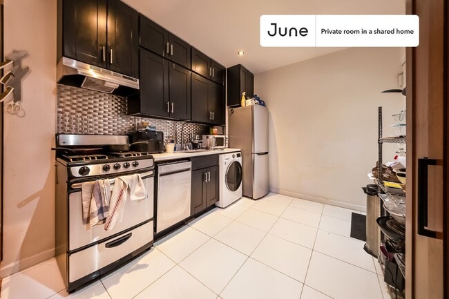 Photo - Room in Shared 6 bed/2 bath home Unidad B