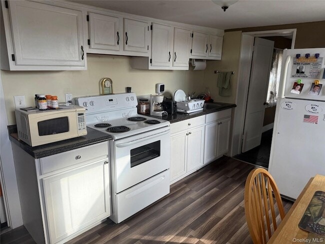 6 Glenmere Ave Unit 4