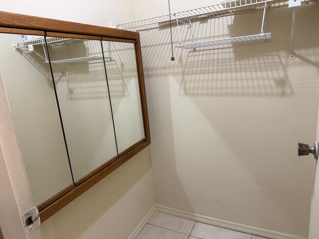 Photo - 2811 SW Archer Rd