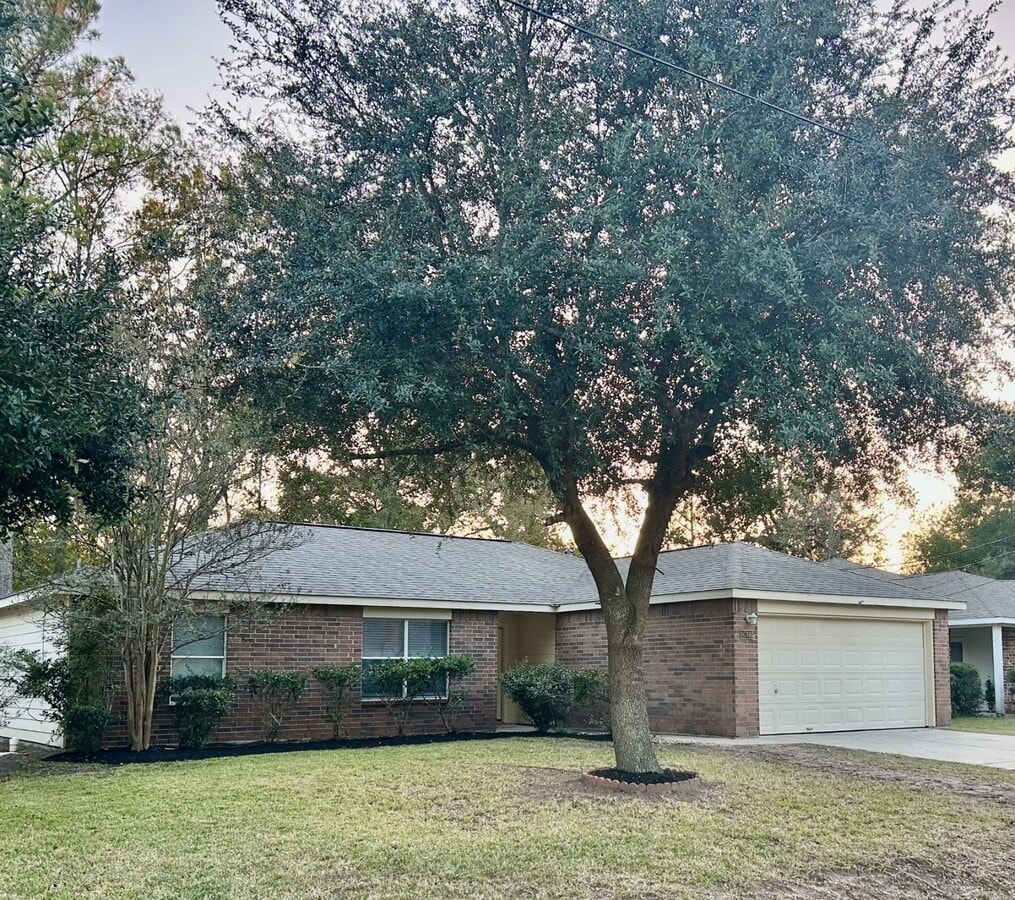Photo - 16306 Many Trees Ln