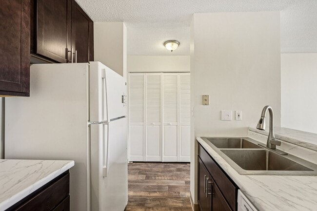 Thornton Place Apartments