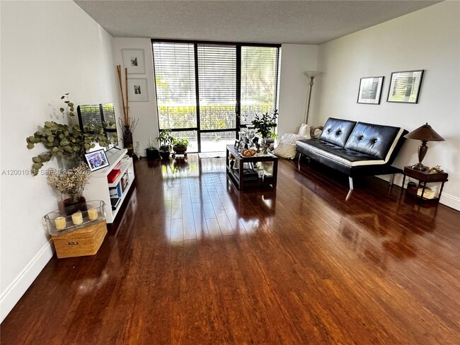 Photo - 18151 NE 31st Ct Unit 103