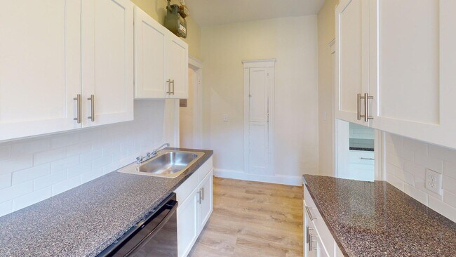 Building Photo - 109 Chiswick Rd Rental