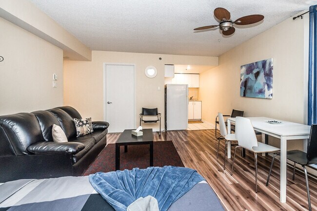 Photo - 1241 Rue Ste-Élisabeth Unit ID1262312P