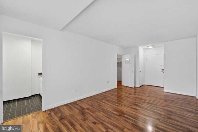 Photo - 1021 Arlington Blvd Unit 414