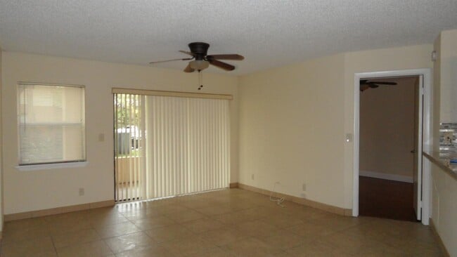Photo - 9999 Summerbreeze Dr Unit 1007