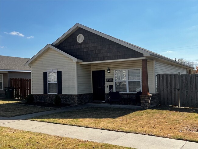 Photo - 4507 W Sweetgum Ln