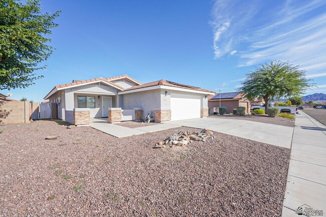 Photo - 13766 E 45th Ln