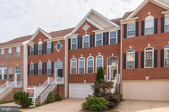 21264 Victorias Cross Terrace