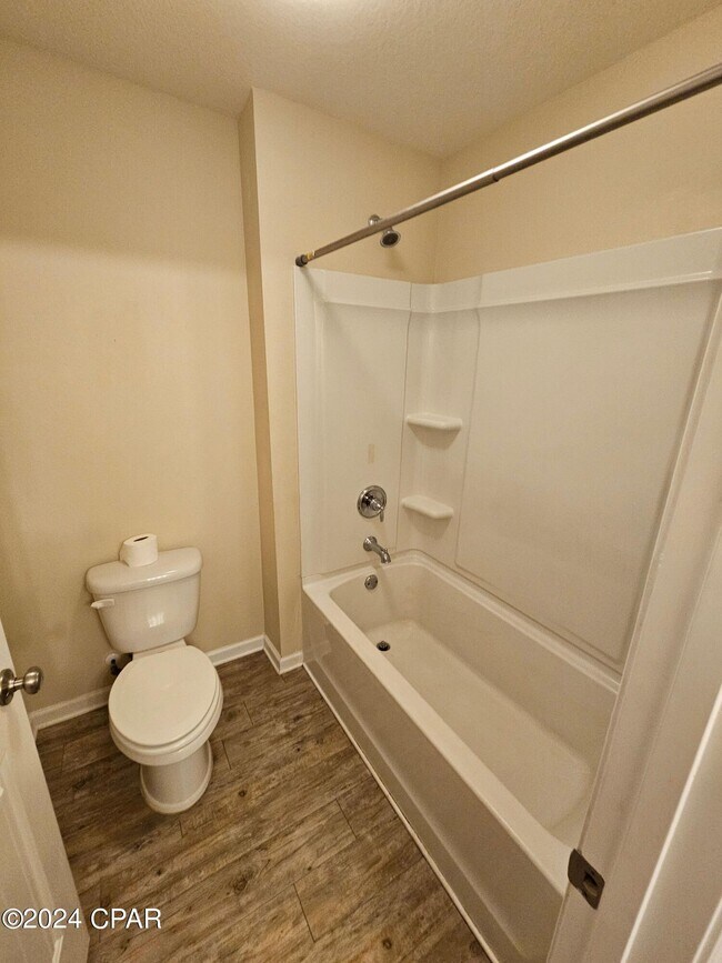 Photo - 4707 Windsor Park Ln