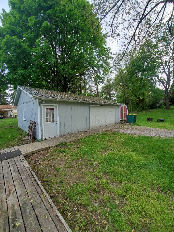 Photo - 135 Whitlock St