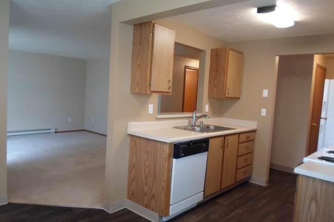 Canyon Greens Apartments