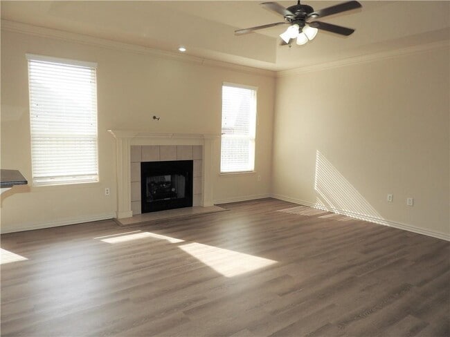 Photo - 420 Torino Pl