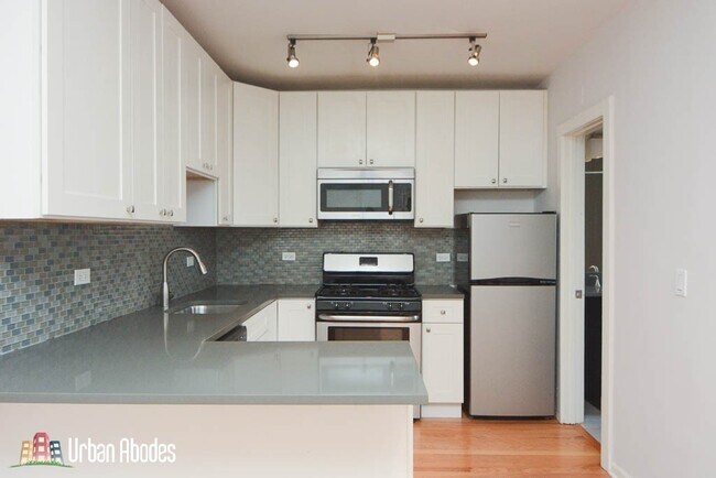 Photo - 2832 W Palmer St Unit 3X