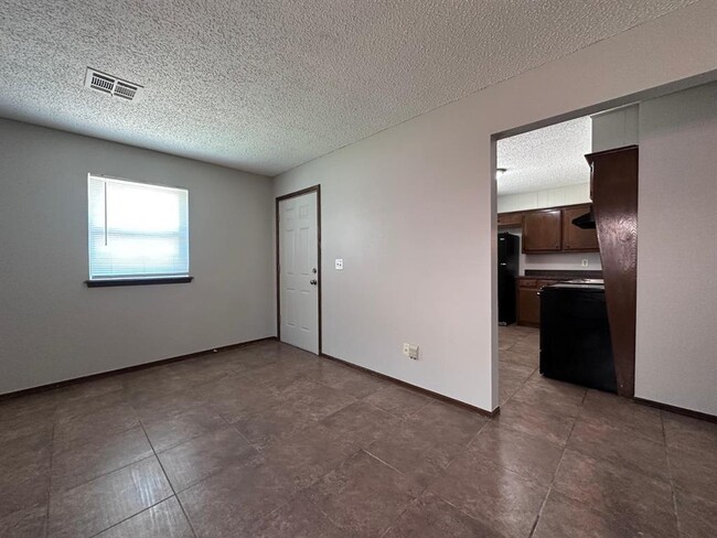 Photo - 813 Russell Cir Unit 813
