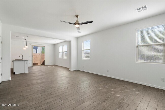 Photo - 25101 N 141st Ave