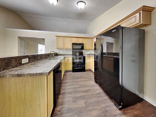 Photo - 213 Trickle Dr