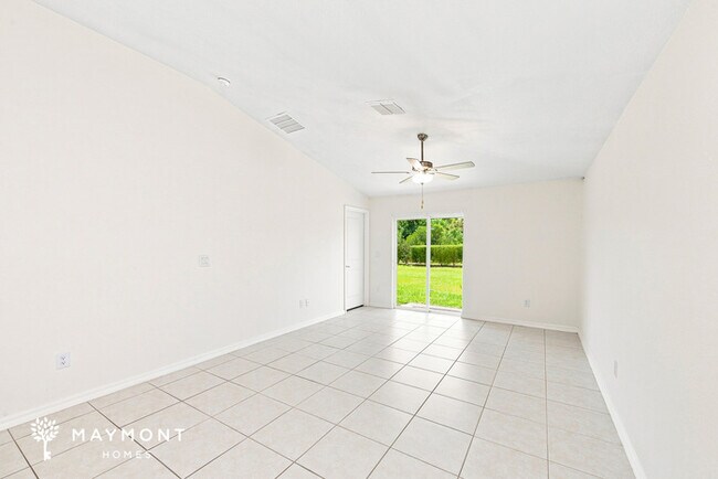 Photo - 4030 84th Ct E