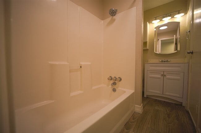 Photo - 18018 Santolina Ln