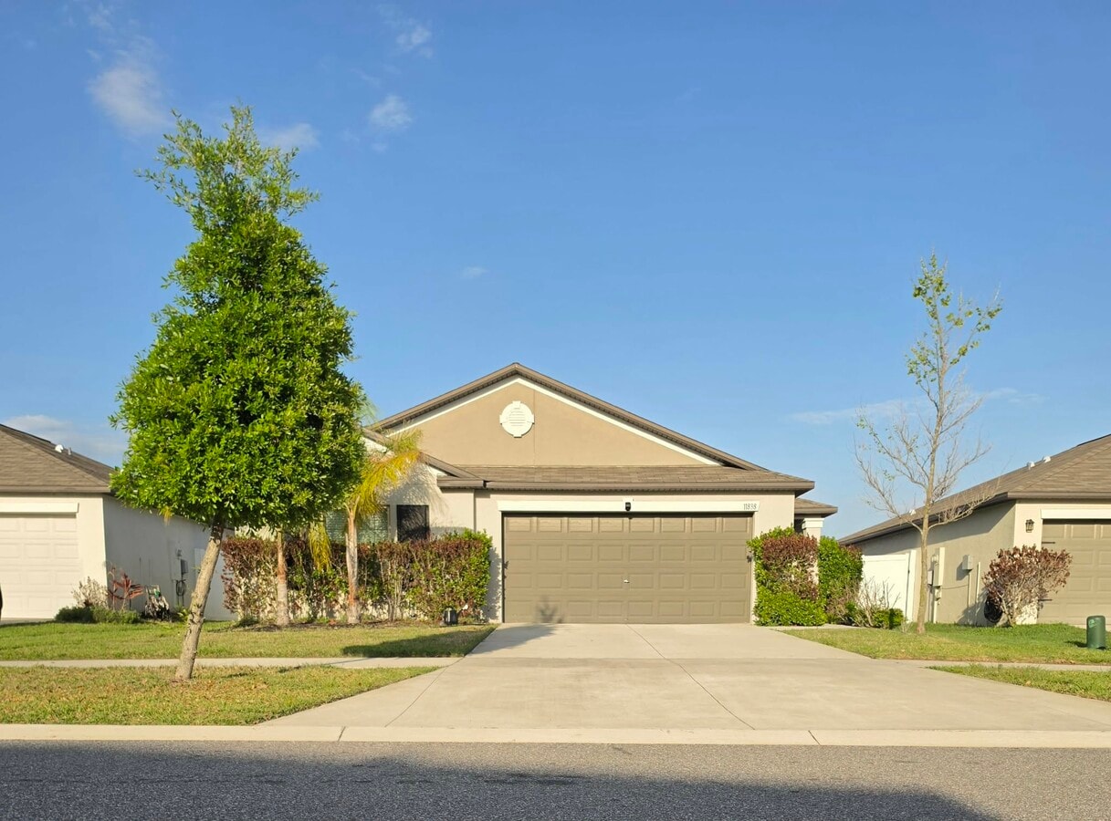 Photo - Unit1 Blackeyed Susan Drive Riverview