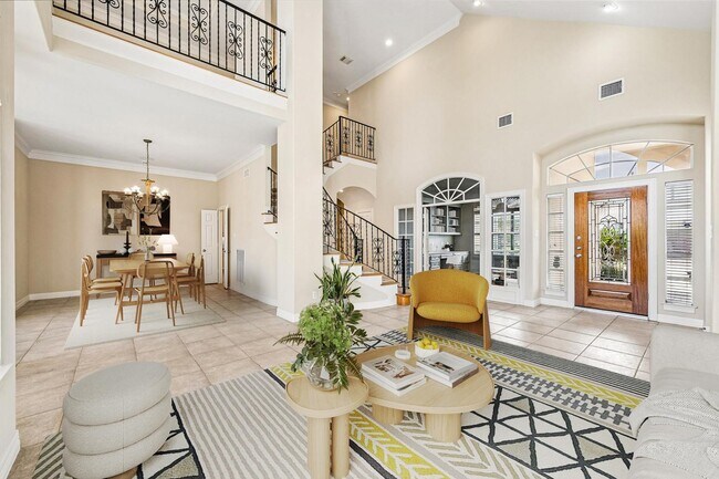 Photo - 1119 Gardencrest Ln