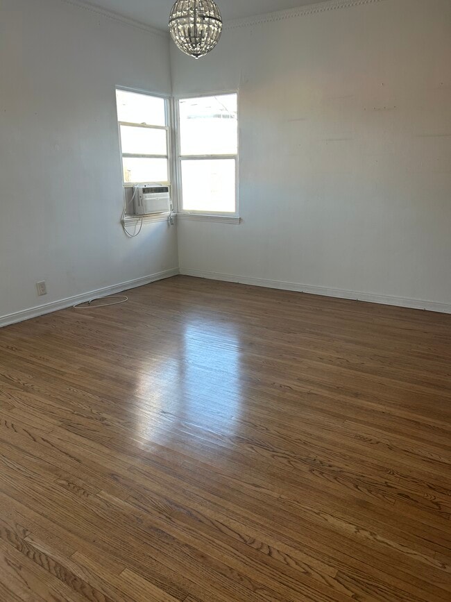 Photo - 132 1/2 N Orlando Ave