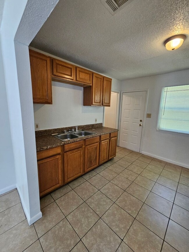 Photo - Moss Point 2 Bedroom
