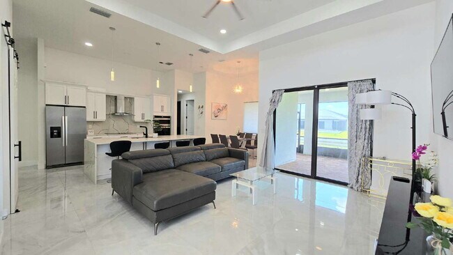 Photo - 220 NE 8th Pl Apartment