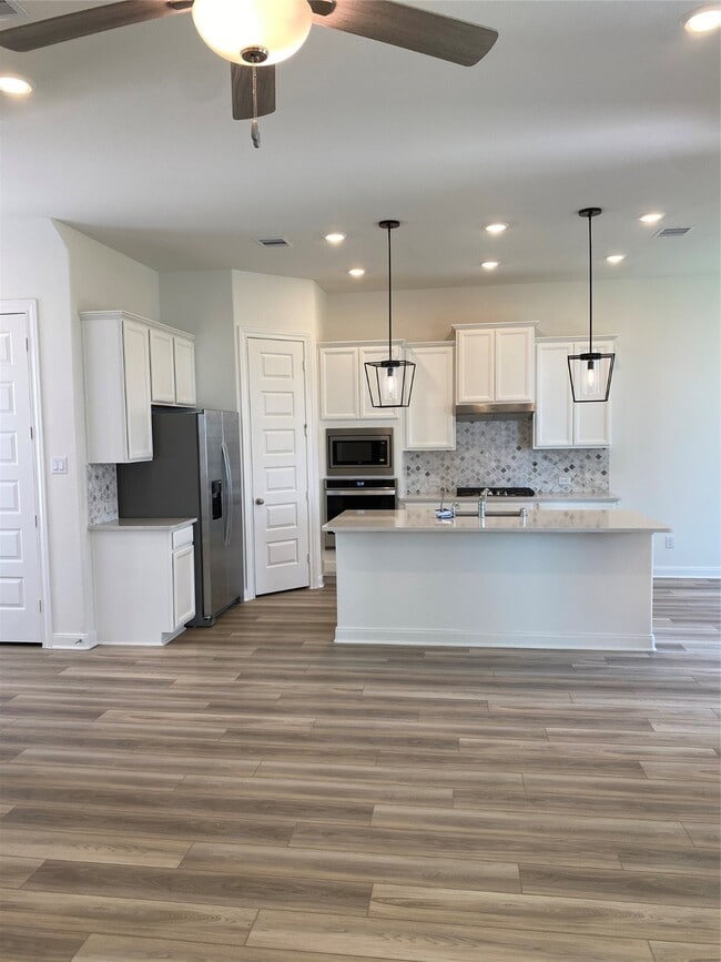 Photo - 2418 Yacht Hbr Dr